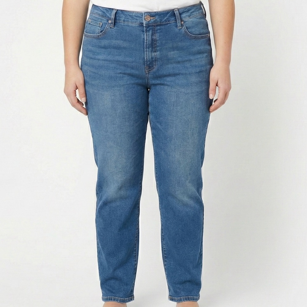 Time And Tru Medium Wash Stretch Denim Straight Leg Jeans Plus Size 16 Short GUC